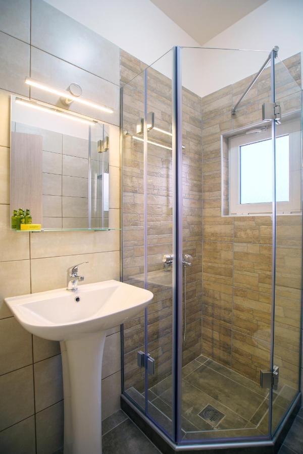 Rodou Suites & Villas Hriszí Aktí Haniá Kültér fotó